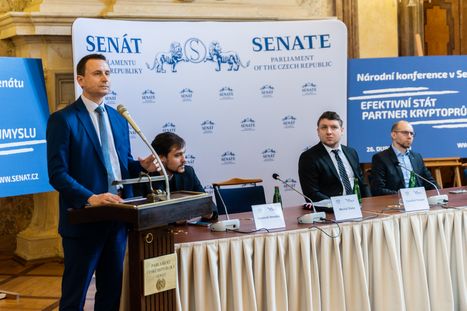 Nemůžeme se bránit něčemu, co už mezi námi je, mezi námi bude a nelze vrátit zpátky - Michal Zuna, poslanec Poslanecké sněmovny PČR