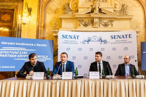 ČKMA lobbuje za krypto v Senátu ČR ČKMA lobbuje za krypto v Senátu ČR